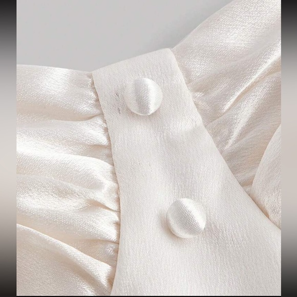 White Ruched Bust Tie Halter Dress - Picture 2 of 4